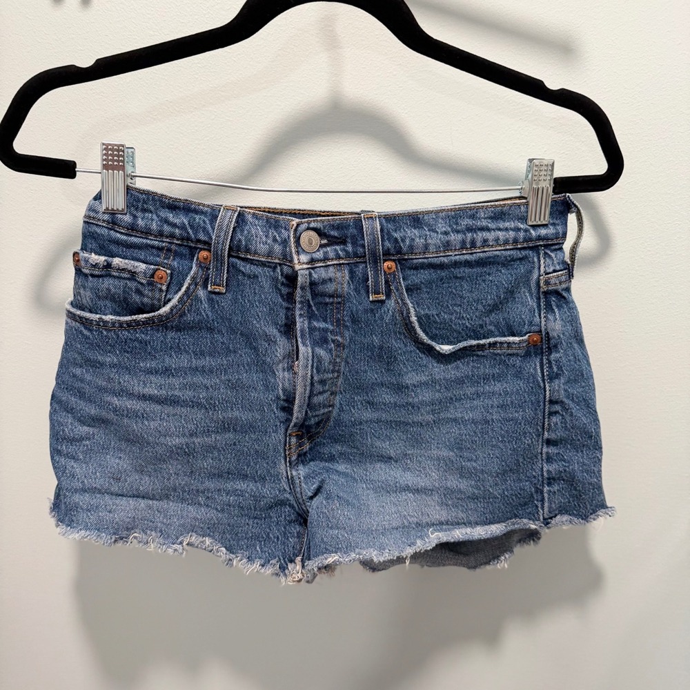 Levi's 501 Original Cut-Off Denim Shorts 27 Medium Wash Blue Button Fly Cotton